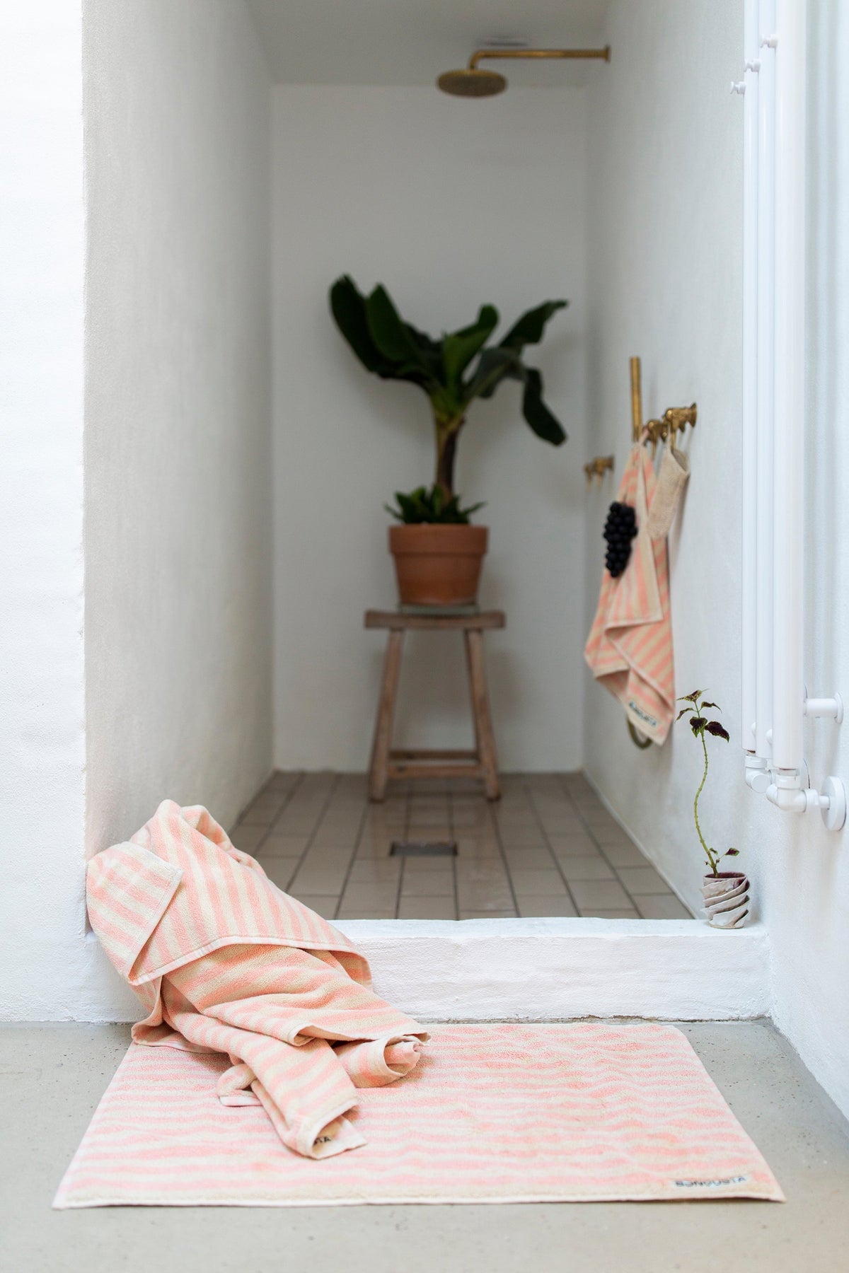 Naram Towels, tropical & creme