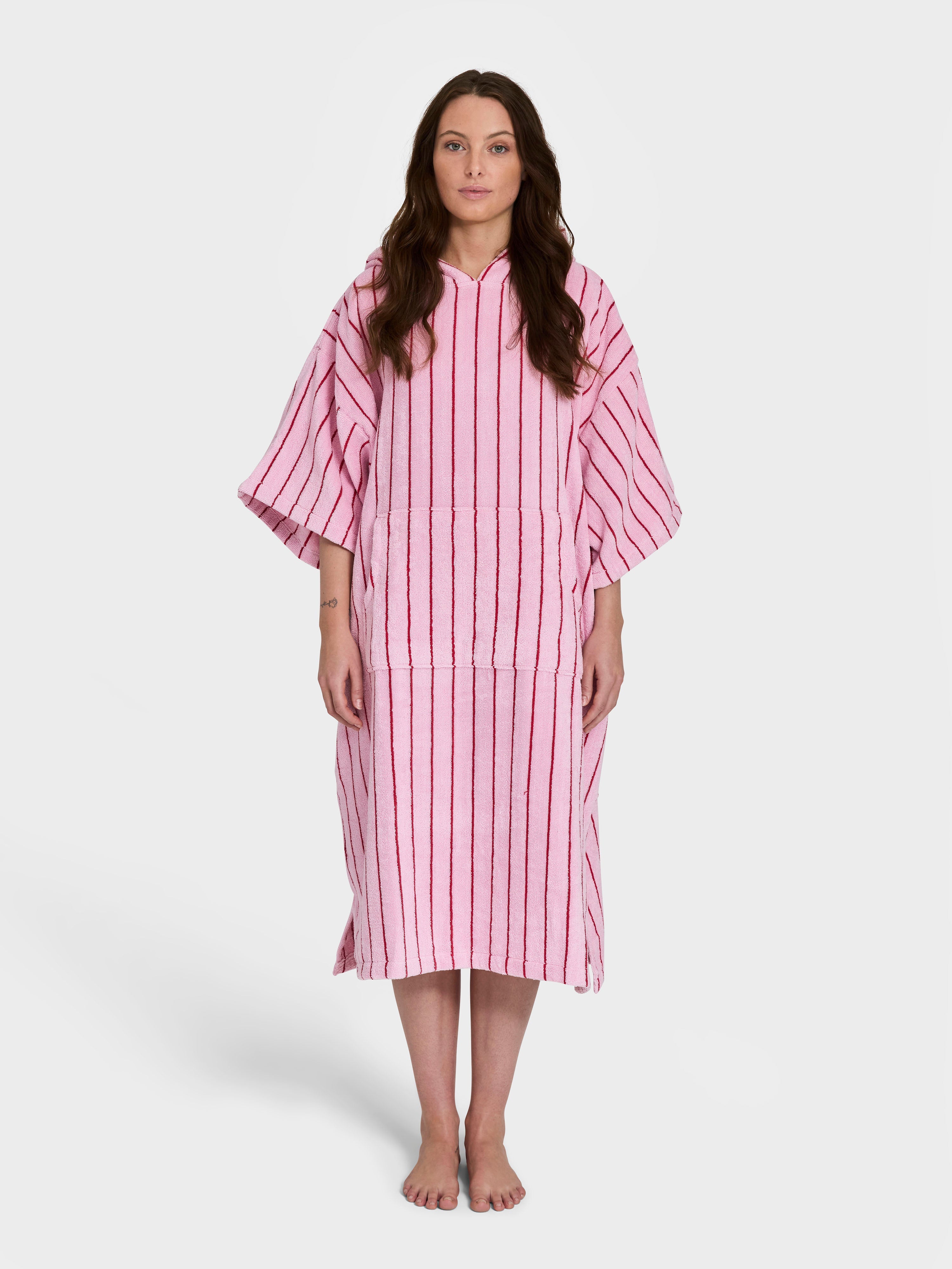 Naram Poncho, baby pink & ski patrol